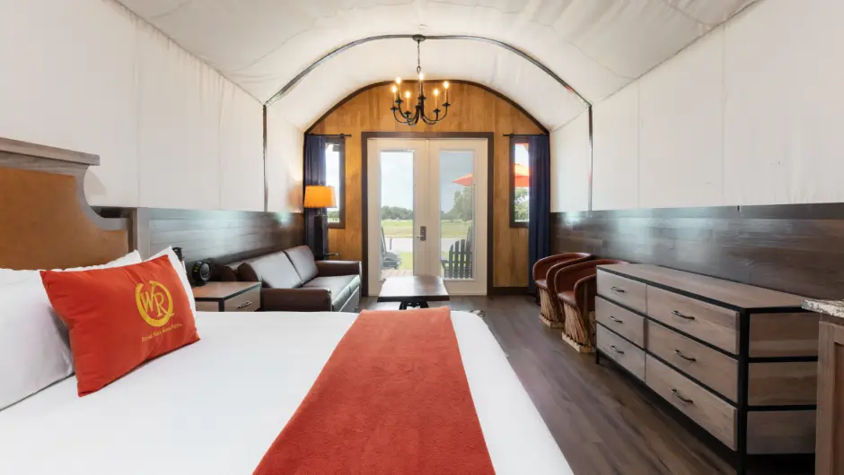 Luxe Conestoga Wagon
