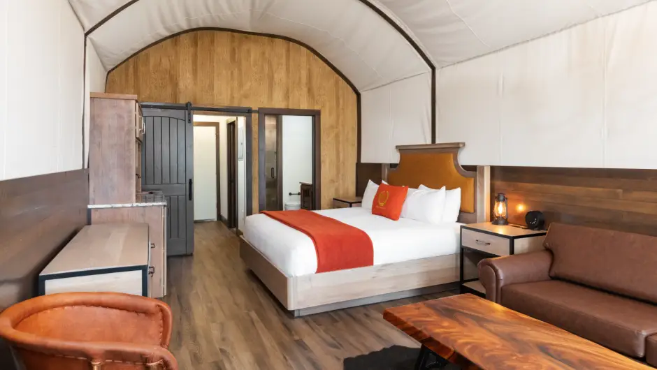 Luxe Conestoga Wagon